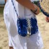 Mini Sac en Macramé Bleu Cobalt et Blanc