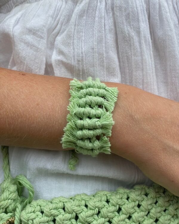 bracelet macramé vert clair