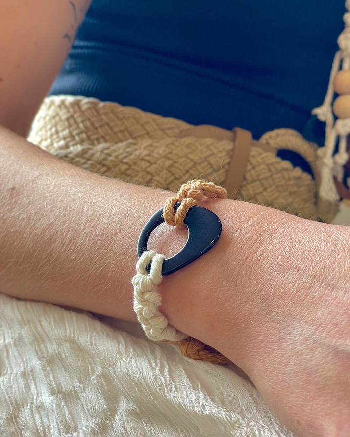 bijoux ivoire végétal bracelet macramé et ivoire végétal ajustable