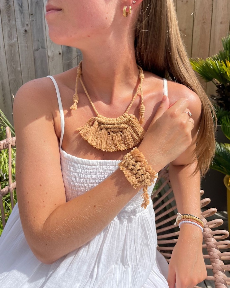 bracelet colliers sacs macramé bracelet macramé beige