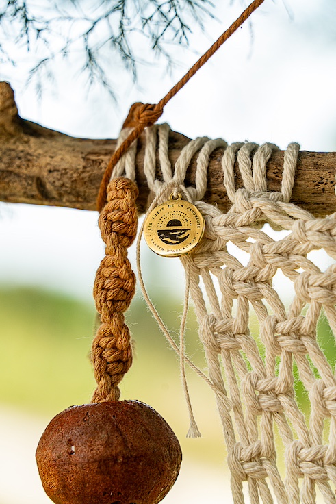 Filet de pêche macramé bois flotté avec poissons