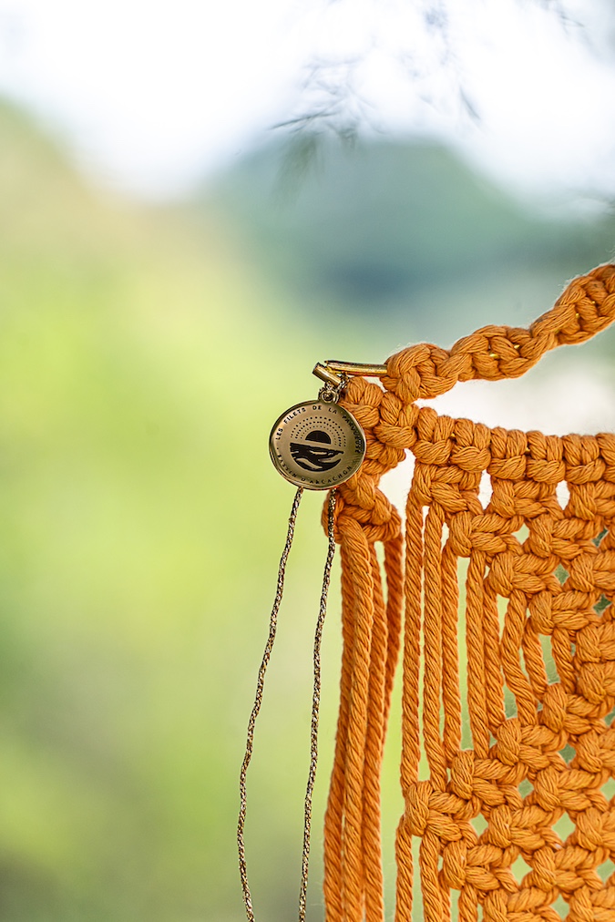 Lune macramé jaune Lune macramé jaune