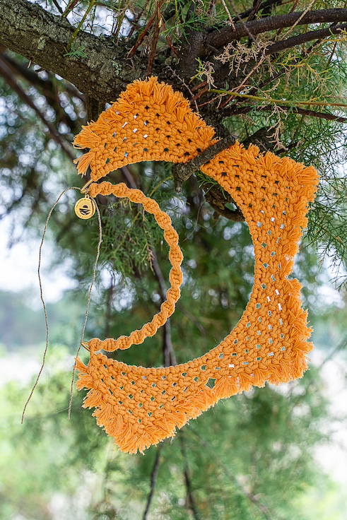 Lune macramé jaune