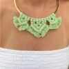 collier acier inoxydable doré et macramé vert clair