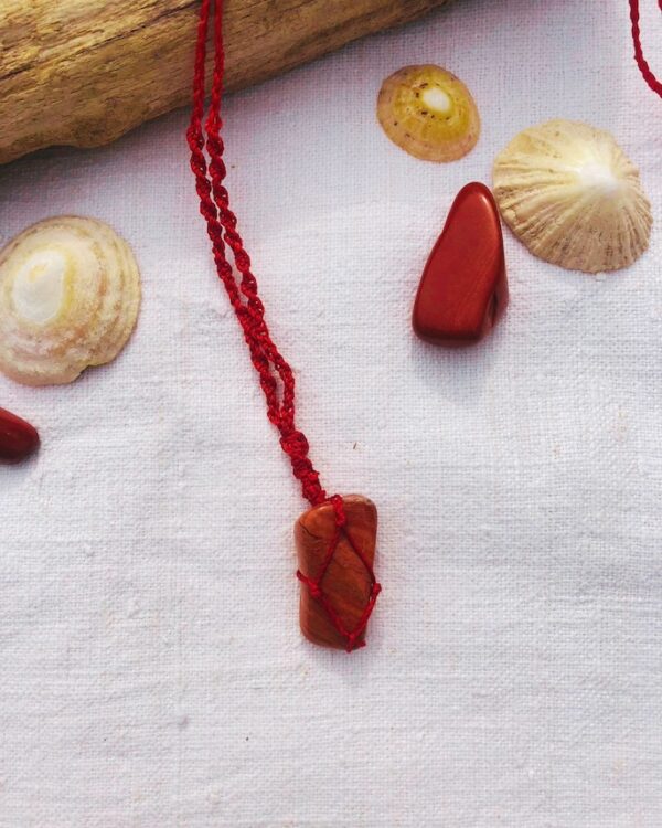 Collier chakra racine rouge avec jaspe rouge