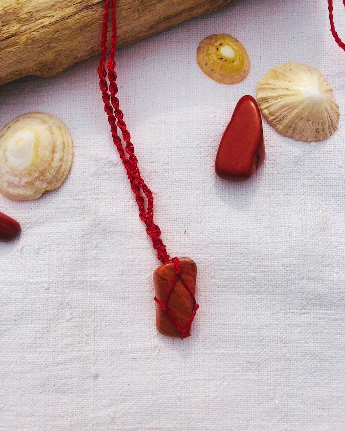Collier chakra racine rouge avec jaspe rouge Collier chakra racine rouge avec jaspe rouge