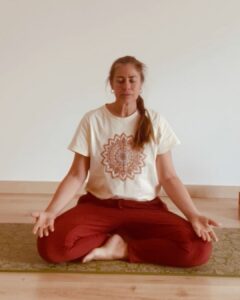 Sukhasana yoga